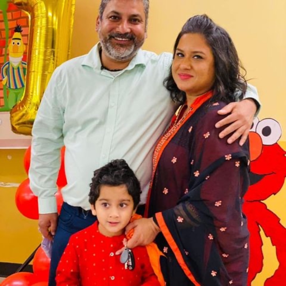 Meet your Posher, Amit